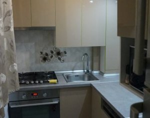 Apartament 2 camere, 44 mp, etaj intermediar, balcon, parcare cu CF zona Roata