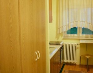 Vanzare apartament cu 1 camera in Manastur strada Primaverii, intrare din strada