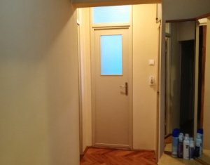 Apartament cu 4 camere decomandate, 2 bai, etaj intermediar, Marasti