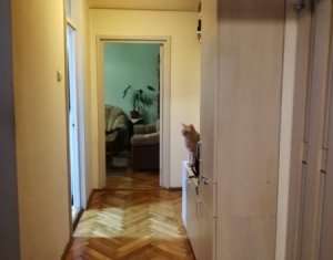 Apartament cu 4 camere decomandate, 2 bai, etaj intermediar, Marasti