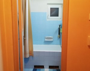 Apartament cu 4 camere decomandate, 2 bai, etaj intermediar, Marasti