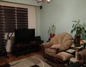 Apartament cu 4 camere decomandate, 2 bai, etaj intermediar, Marasti