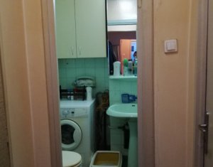 Apartament cu 4 camere decomandate, 2 bai, etaj intermediar, Marasti