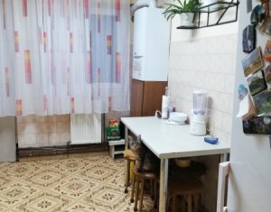 Apartament cu 4 camere decomandate, 2 bai, etaj intermediar, Marasti