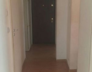 Vanzare apartament 3 camere zona strazii Mehedinti, Manastur