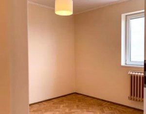 Vanzare apartament 2 camere, etaj intermediar, Gheorgheni