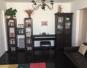 Appartement 3 chambres à vendre dans Cluj-napoca, zone Manastur