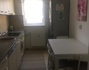 Vanzare apartament cu 3 camere in Manastur, zona Big, etaj 3