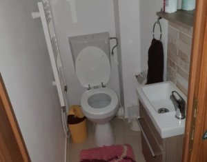 Appartement 4 chambres à vendre dans Cluj-napoca, zone Manastur