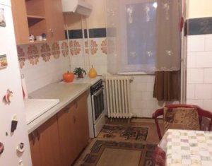 Apartament de 2 camere, zona Titulescu