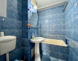 Apartment 3 rooms for sale in Cluj-napoca, zone Manastur