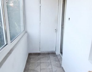 Apartament 3 camere, decomandat 65 mp, balcon, Manastur zona Denver