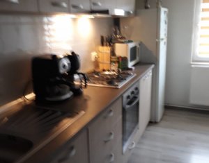 Appartement 3 chambres à vendre dans Cluj-napoca, zone Zorilor