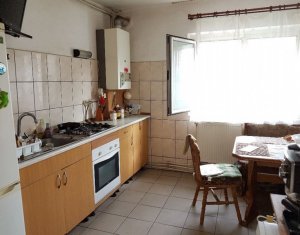 MANASTUR - Apartament cu 3 camere, decomandate, 2 bai, zona Calea Floresti