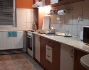 Vanzare apartament 3 camere, decomandat, 65 mp, balcon, parcare, etaj 1  Marasti