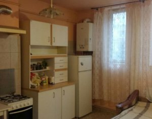 Apartament cu 2 camere semidecomandat, 48 mp, zona Garii