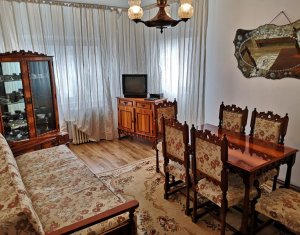 Apartament de 4 camere, zona Calea Floresti, decomandat, etaj intermediar 