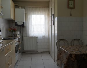 Apartament cu 3 camere,  cartier, Marasti