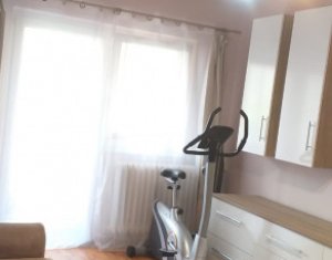 Apartment 4 rooms for sale in Cluj-napoca, zone Manastur