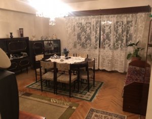 Vanzare apartament cu 3 camere, 2 bai, boxa, confort sporit, zona INTERSERVISAN