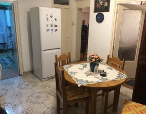 Vanzare apartament cu 3 camere, 2 bai, boxa, confort sporit, zona INTERSERVISAN