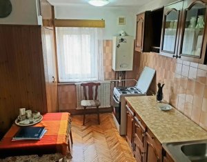 Apartament 3 camere 65 mp, decomandat, Manastur