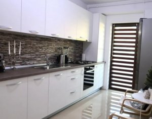 Apartament 3 camere 63 mp, decomandat, finisat, zona Buna Ziua