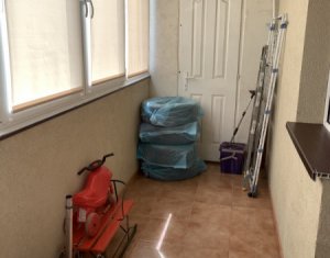 Apartament 3 camere, situat in Floresti, zona Terra