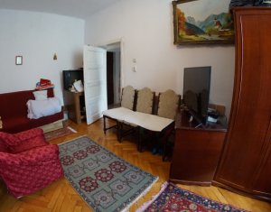 Zona TITULESCU Apartament cu o camera boxa 7 mp etaj 2 strada Aurel Suciu