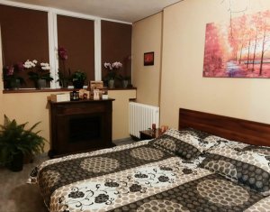 Appartement 4 chambres à vendre dans Cluj-napoca, zone Manastur