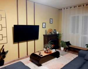 Apartment 4 rooms for sale in Cluj-napoca, zone Manastur