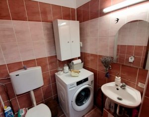 Appartement 4 chambres à vendre dans Cluj-napoca, zone Manastur