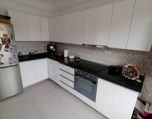 Apartament 3 camere, 12 mp terasa, Floresti, zona Eroilor