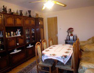 Appartement 3 chambres à vendre dans Cluj-napoca, zone Zorilor