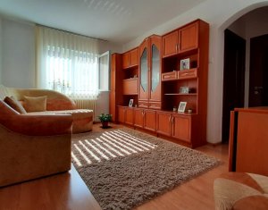 Apartament cu 3 camere in Manaștur, Aleea Retezat