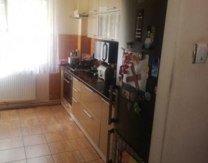 Apartament 3 camere 70 mp, decomandat, Manastur