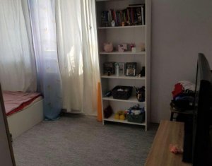 Apartment 4 rooms for sale in Cluj-napoca, zone Manastur