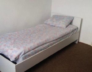 Appartement 4 chambres à vendre dans Cluj-napoca, zone Manastur