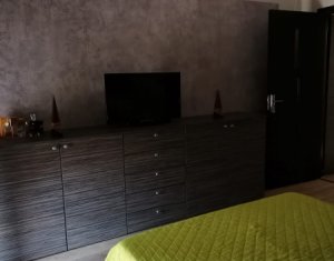 Apartament 3 camere, gradina 80 mp, situat in Floresti, zona Sub Cetate