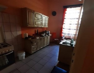 Appartement 3 chambres à vendre dans Cluj-napoca, zone Gara