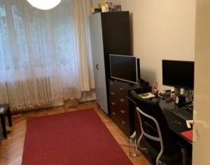 Oportunitate de investitie! Apartament 2 camere decomandat de vanzare, Plopilor