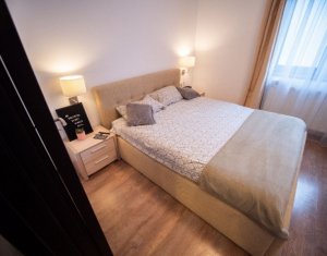 Appartement 3 chambres à vendre dans Cluj-napoca, zone Intre Lacuri