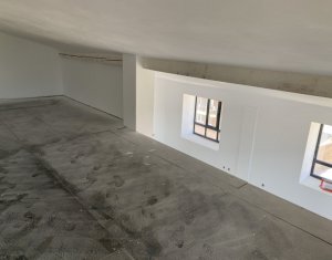 Vanzare apartament 3 camere, Manastur, 75 mp, finisat, bloc nou, mansarda inalta