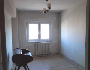 MANASTUR - Apartament cu 4 camere, decomandate, 2 bai, zona Calea Floresti