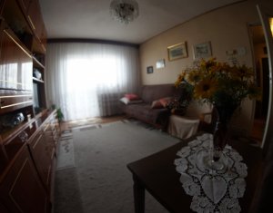 Apartment 3 rooms for sale in Cluj-napoca, zone Manastur