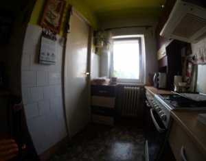 Appartement 3 chambres à vendre dans Cluj-napoca, zone Manastur