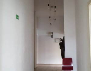 Appartement 4 chambres à vendre dans Cluj-napoca, zone Centru