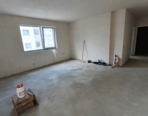 vanzare apartament cu 2 camere, semifinisat, Floresti, zona BMW