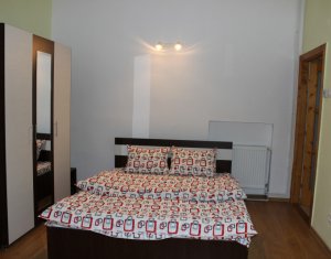 Apartament 2 camere, zona centrala - Facultatea de Litere, 60 mp, parcare+garaj