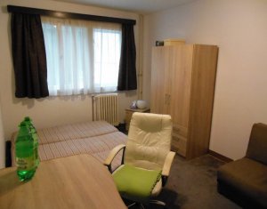 Vanzare apartament 4 camere decomandate, Gheorgheni, etaj 2, zona Hermes